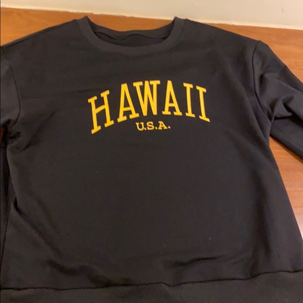 hawaii crew neck